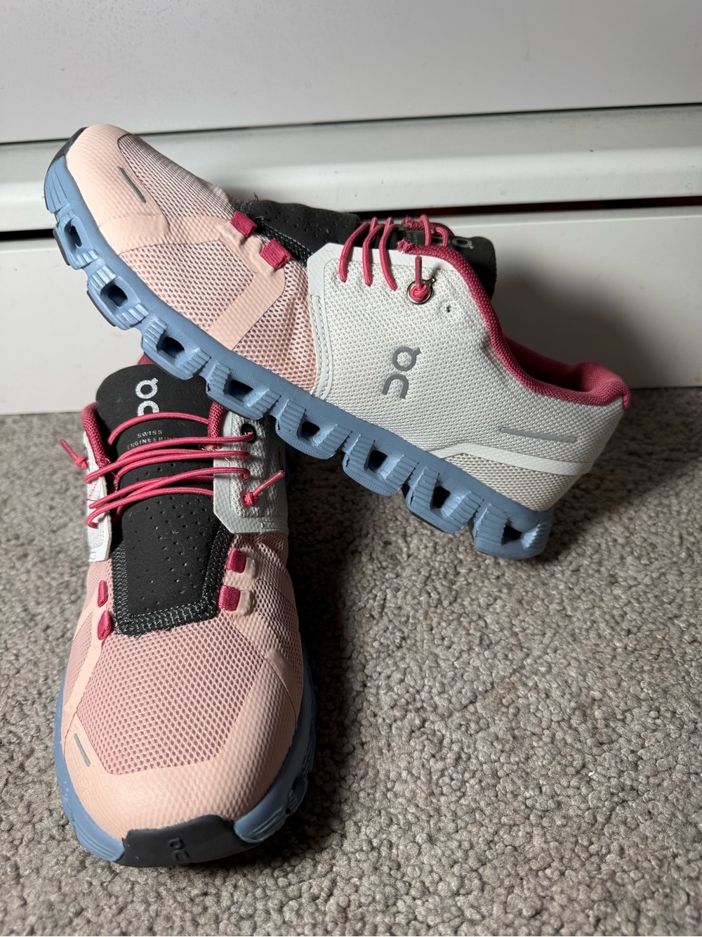 On Running Women's Cloudflow Sneakers - Pink/White/Blue